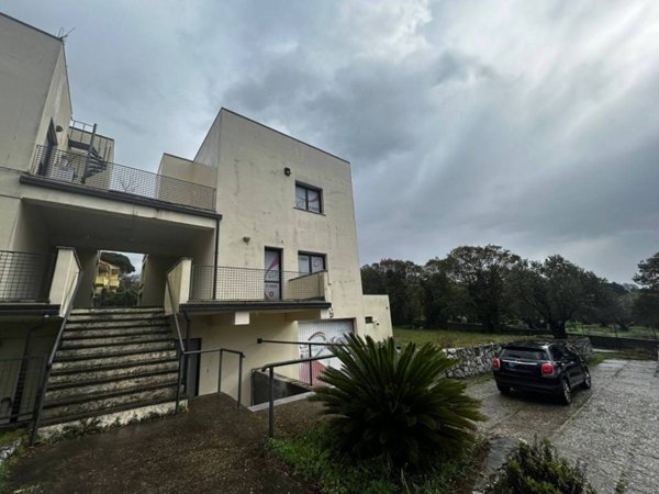 casa indipendente in vendita a Settingiano