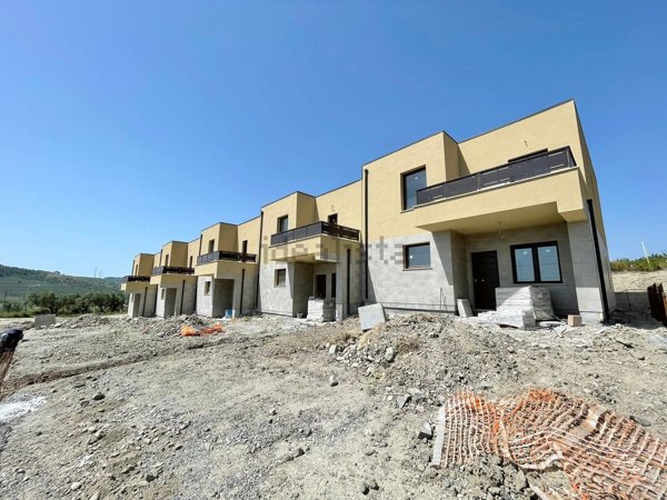 casa indipendente in vendita a Settingiano in zona Martelletto