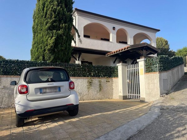 casa indipendente in vendita a Settingiano