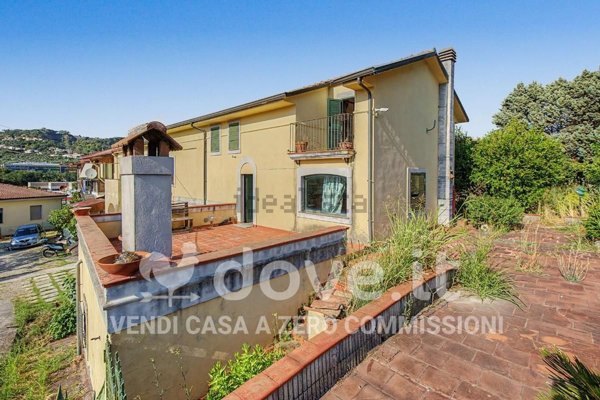 casa indipendente in vendita a Settingiano in zona Martelletto