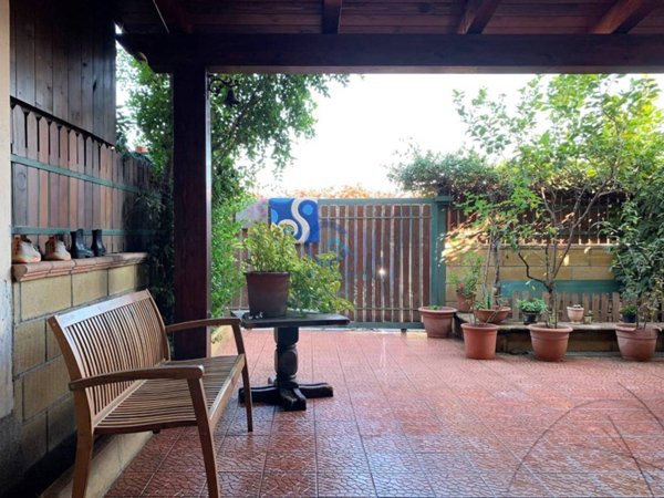 casa indipendente in vendita a Simeri Crichi in zona Simeri Mare