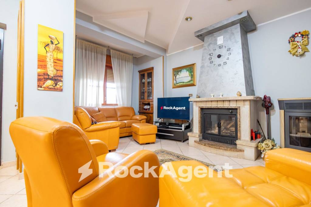 casa indipendente in vendita a Simeri Crichi in zona Simeri