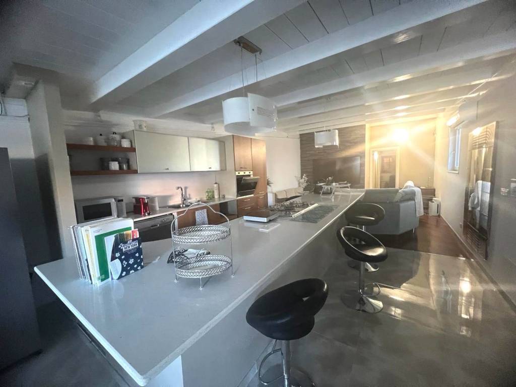 appartamento in vendita a Simeri Crichi in zona Simeri Mare