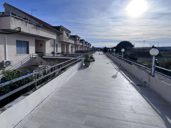 casa indipendente in vendita a Simeri Crichi in zona Simeri Mare