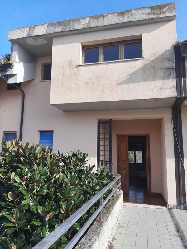 appartamento in vendita a Simeri Crichi in zona Simeri Mare