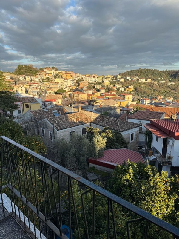 appartamento in vendita a Simeri Crichi