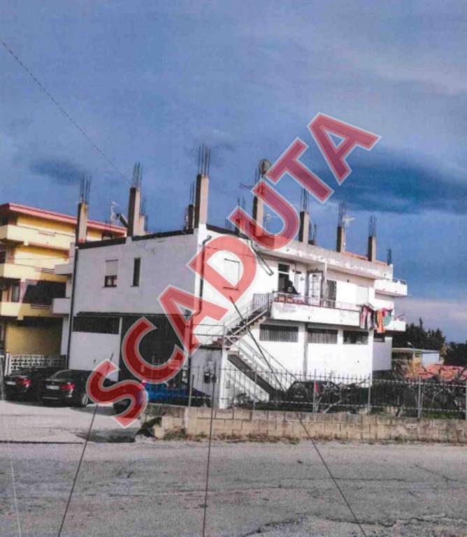 appartamento in vendita a Simeri Crichi in zona Roccani