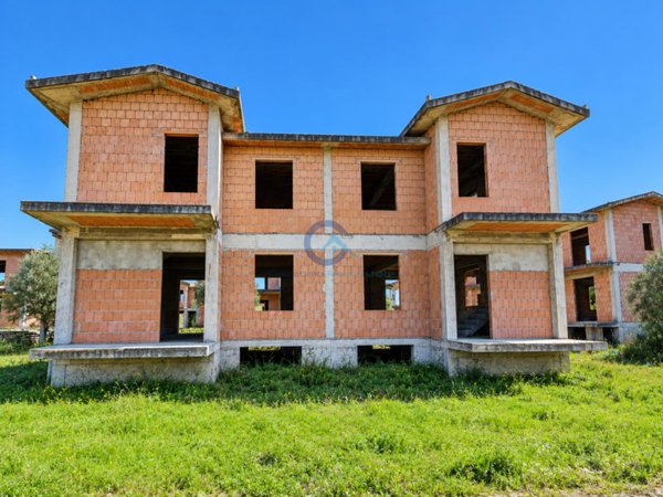 casa indipendente in vendita a Simeri Crichi in zona Simeri Mare