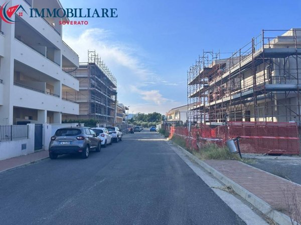 casa indipendente in vendita a Soverato