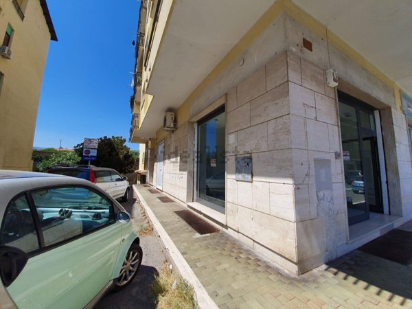 locale di sgombero in vendita a Soverato