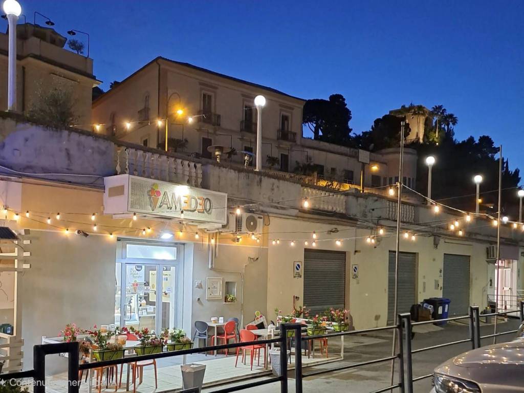 negozio in vendita a Soverato