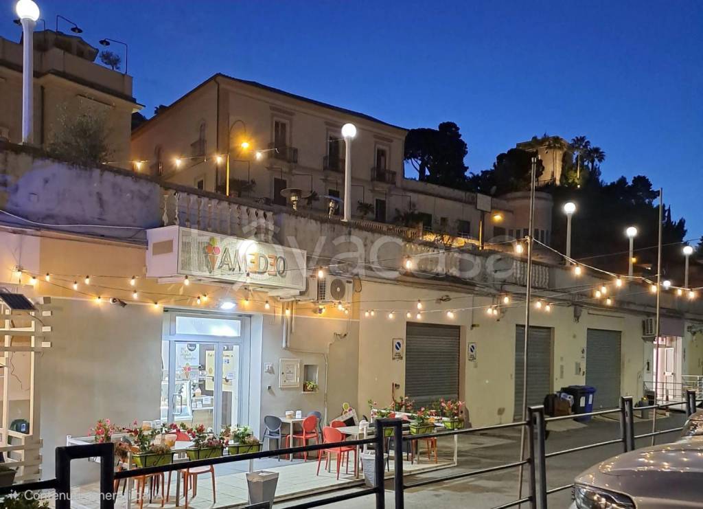 negozio in vendita a Soverato