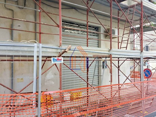 negozio in vendita a Soverato