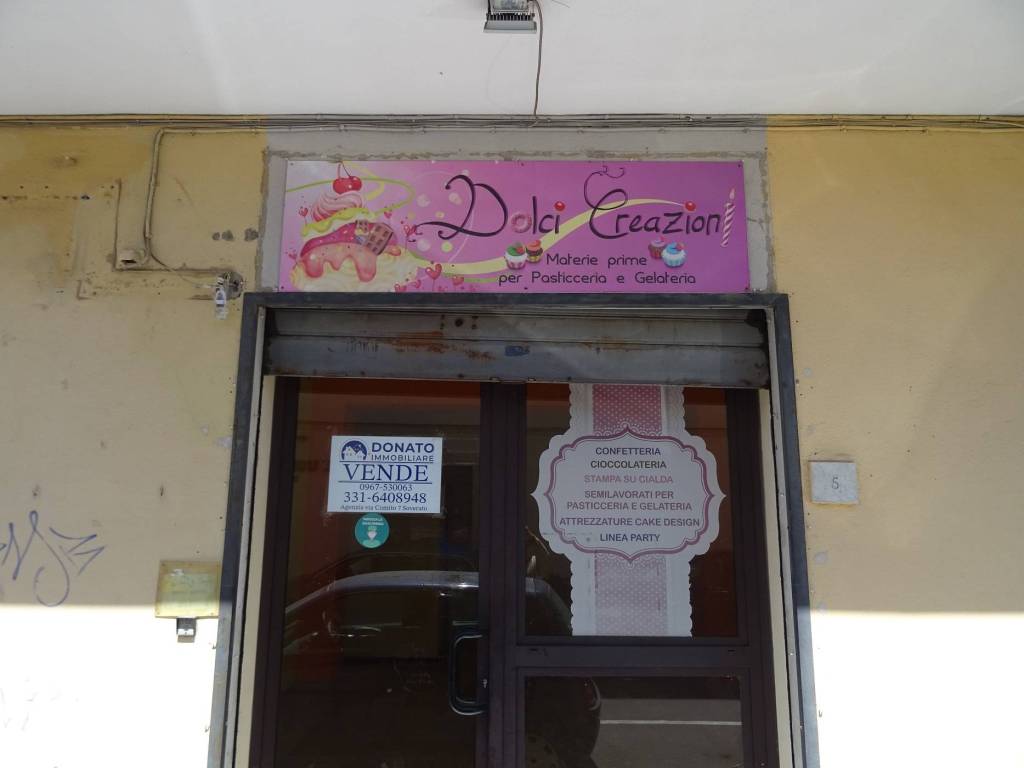 negozio in vendita a Soverato