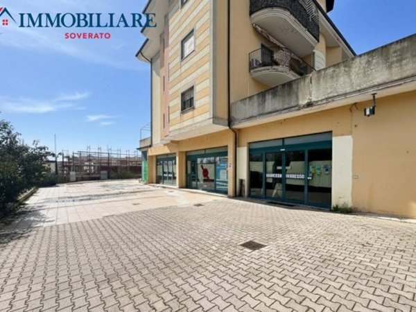 negozio in vendita a Soverato