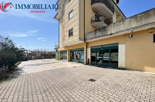 negozio in vendita a Soverato