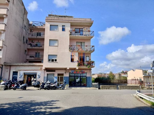negozio in vendita a Soverato