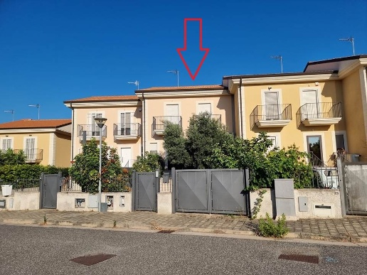 casa indipendente in vendita a Soverato