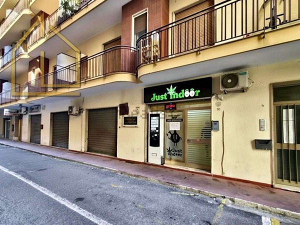 casa indipendente in vendita a Soverato