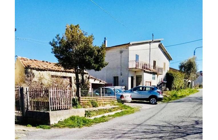 casa indipendente in vendita a Soveria Mannelli in zona Pirillo