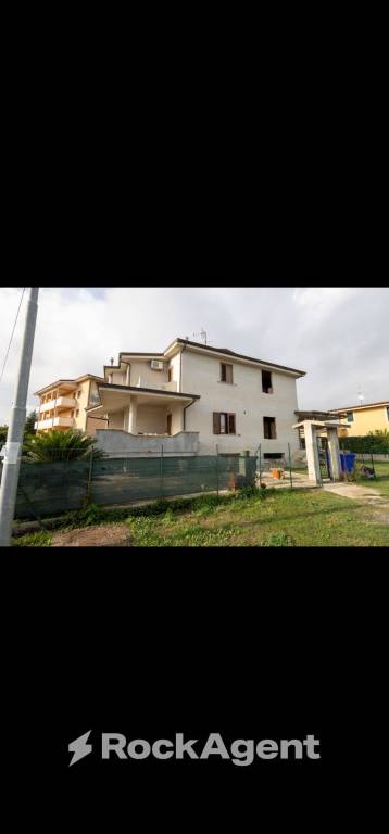 casa indipendente in vendita a Soveria Simeri