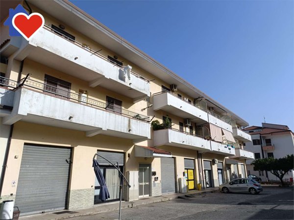 appartamento in vendita a Squillace in zona Squillace Lido
