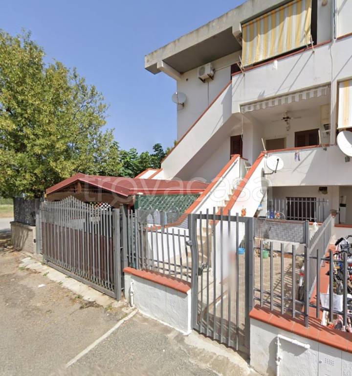 appartamento in vendita a Squillace in zona Squillace Lido