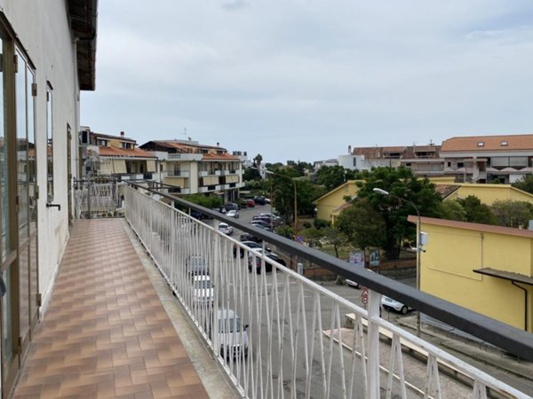 appartamento in vendita a Squillace in zona Squillace Lido