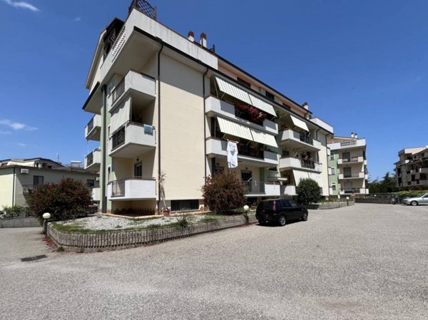 appartamento in vendita a Squillace in zona Squillace Lido