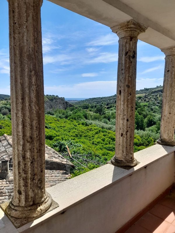 casa indipendente in vendita a Squillace