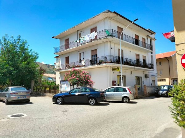 appartamento in vendita a Squillace in zona Squillace Lido