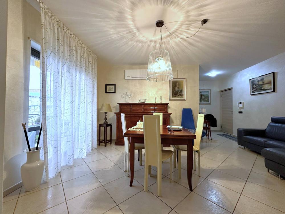 appartamento in vendita a Squillace in zona Squillace Lido