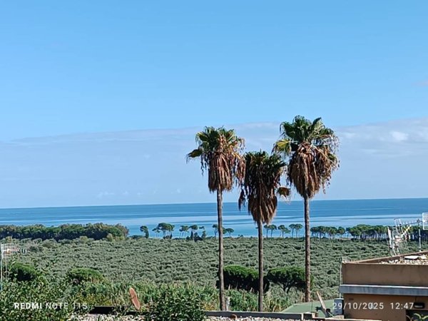 casa indipendente in vendita a Squillace in zona Squillace Lido