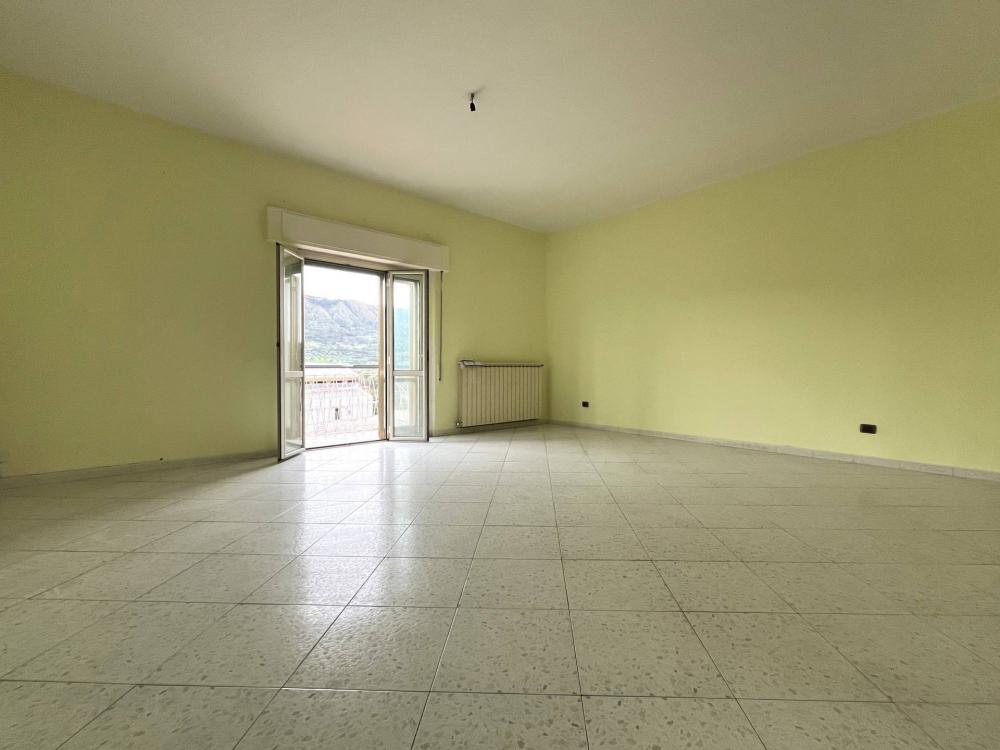 appartamento in vendita a Squillace in zona Squillace Lido