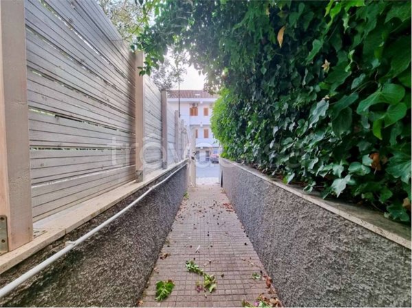 appartamento in vendita a Squillace in zona Squillace Lido