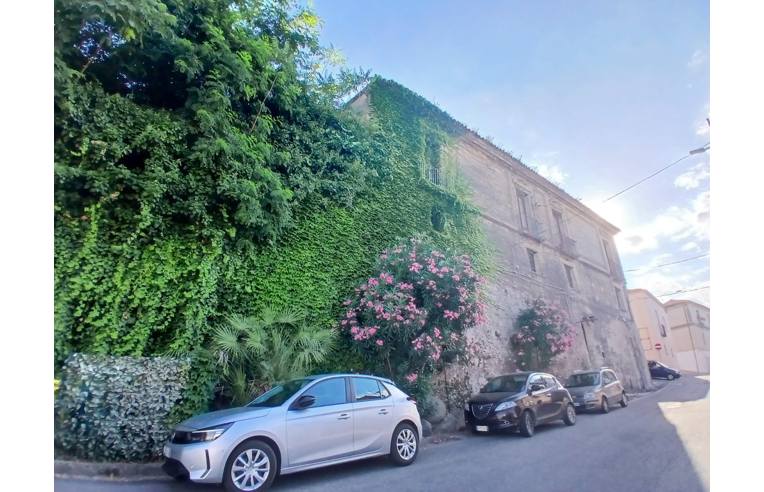 negozio in vendita a Squillace in zona Squillace Lido