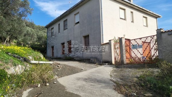 casa indipendente in vendita a Squillace