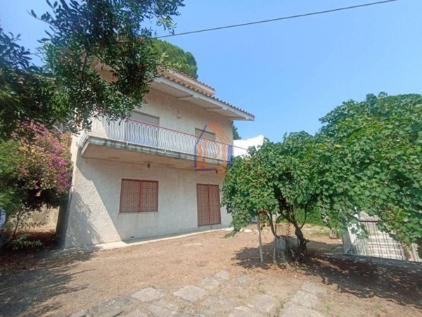 casa indipendente in vendita a Stalettì in zona Torrazzo