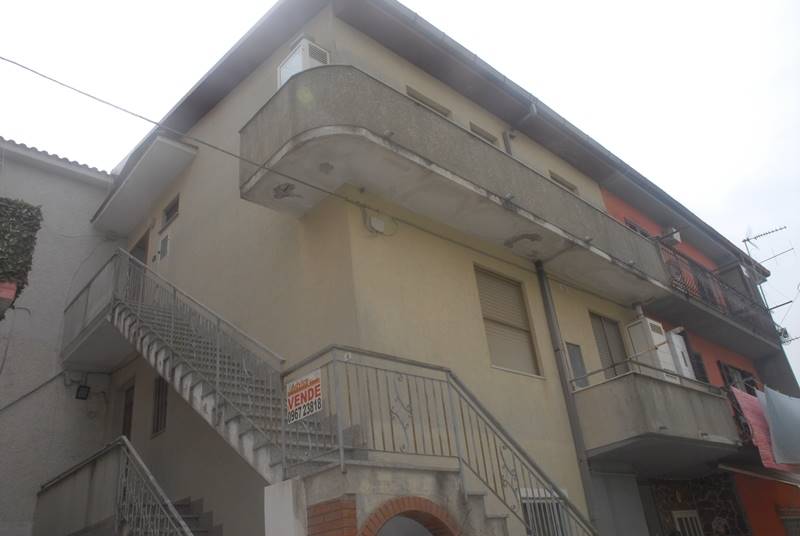 appartamento in vendita a Stalettì