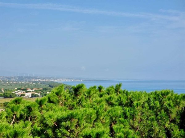 appartamento in vendita a Stalettì in zona Copanello