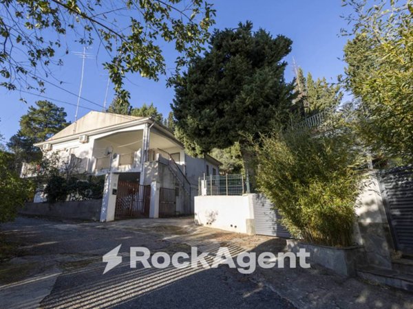 appartamento in vendita a Stalettì in zona Copanello