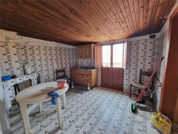 casa indipendente in vendita a Stalettì