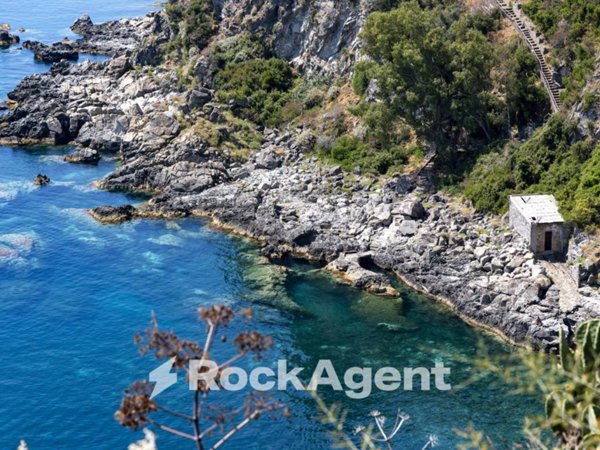 appartamento in vendita a Stalettì in zona Copanello