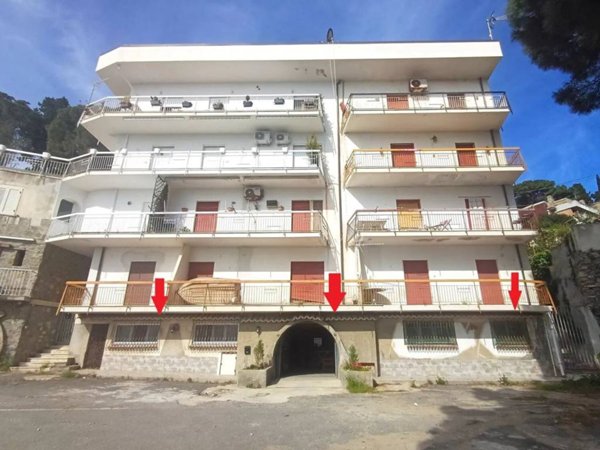 appartamento in vendita a Stalettì in zona Copanello