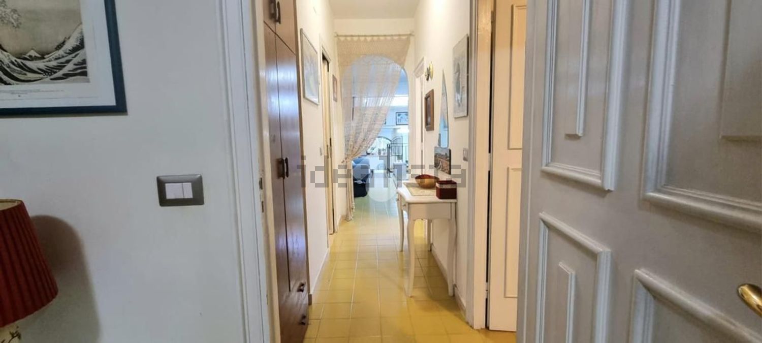 appartamento in vendita a Stalettì in zona Copanello