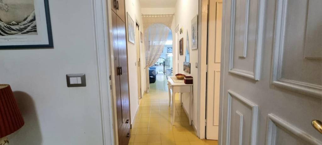 appartamento in vendita a Stalettì in zona Copanello