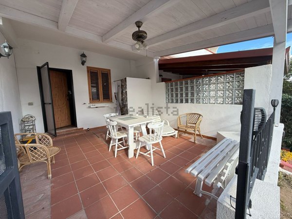 appartamento in vendita a Stalettì in zona Caminia