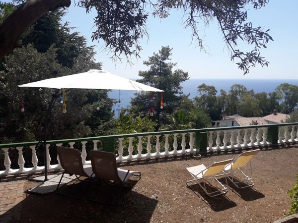 casa indipendente in vendita a Stalettì in zona Caminia