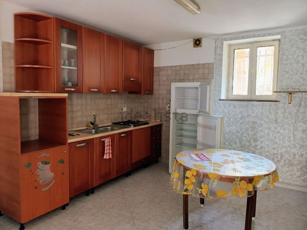 casa indipendente in vendita a Stalettì