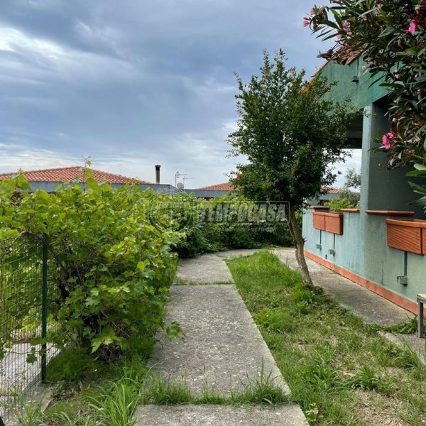 appartamento in vendita a Stalettì